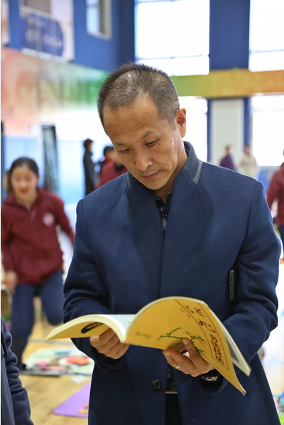 力邁中美國際學(xué)校總校|跳蚤小書市，愛心大義賣活動