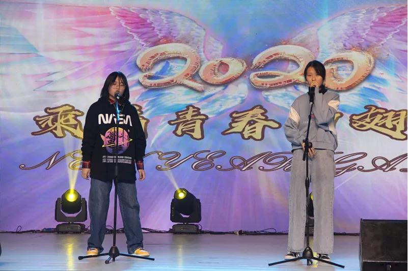 2020，我們乘著青春的翅膀/北京市力邁中美學(xué)校新年文藝匯演(圖69)