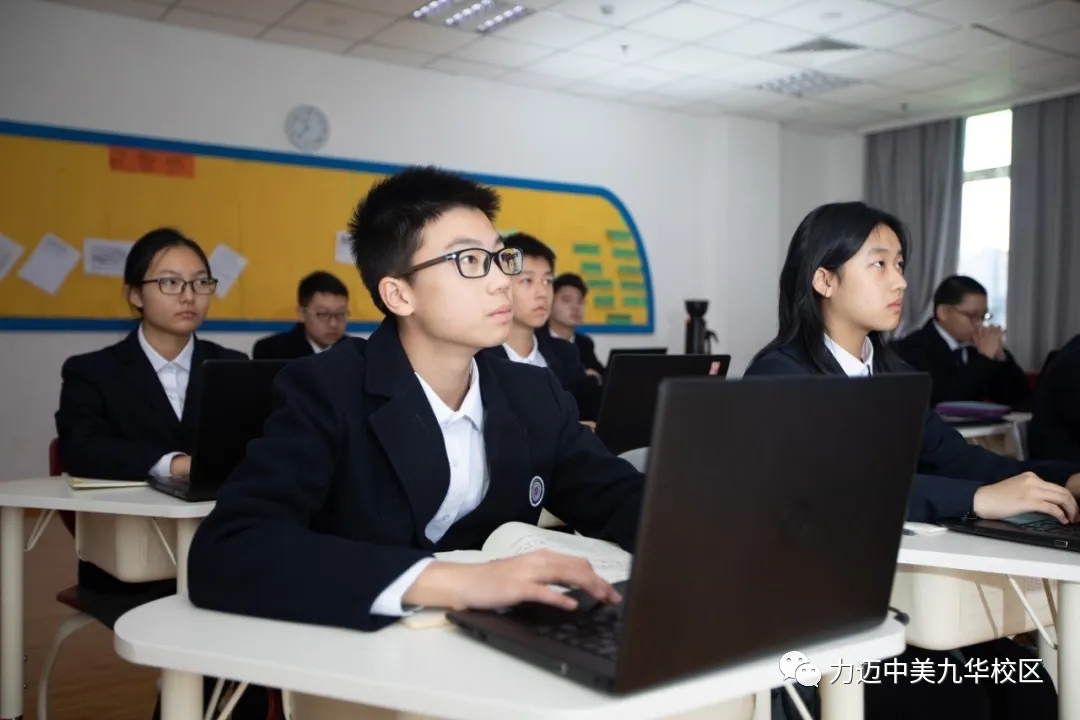 不計辛勤一硯寒，助力學(xué)子繡畫卷--資深升學(xué)團隊聚焦學(xué)生發(fā)展，助力力邁學(xué)子沖刺夢校(圖1)